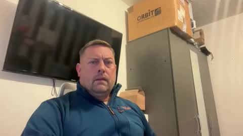 Snapshot of junky345 chatting on 10.24.25 Junky online show from 10.24.25