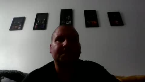 Snapshot of just1more5 chatting on 10.11.25 just1more5 online show from 10.11.25