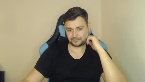 Snapshot of just_a_nice_guy_27 chatting on 01.18.25 Alex online show from 01.18.25