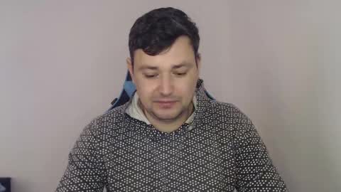 Snapshot of just_a_nice_guy_27 chatting on 02.01.25 Alex online show from 02.01.25
