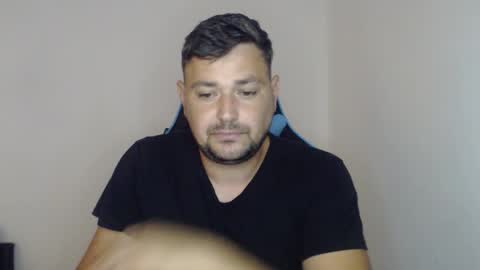 Snapshot of just_a_nice_guy_27 chatting on 09.28.25 Alex online show from 09.28.25