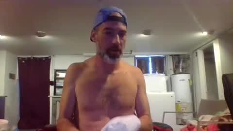 Snapshot of just_chillinwithya chatting on 12.01.24 Your Zaddy online show from 12.01.24