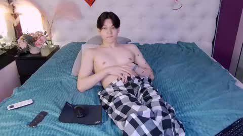 Snapshot of just_gay_ chatting on 03.01.25 just_gay_ online show from 03.01.25