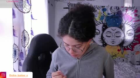 Snapshot of just_katiex chatting on 02.28.25 Sofia online show from 02.28.25