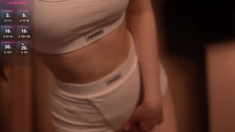 Snapshot of justbarbie_new_ chatting on 02.27.25 Katarina online show from 02.27.25