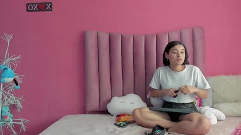 JUSTIN Y JAZMIN online show from 01.24.25