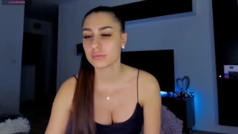 Snapshot of k_chic1 chatting on 02.09.25 k_chic1 online show from 02.09.25