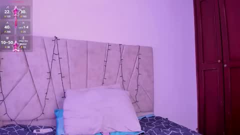 Snapshot of kaelaa18 chatting on 12.19.24 Kaela online show from 12.19.24