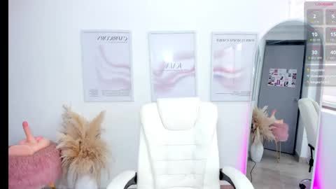 Snapshot of kaia_cam chatting on 03.11.25    online show from 03.11.25