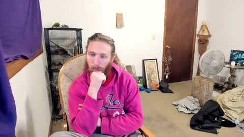 Snapshot of kaiku77 chatting on 01.21.25 Kaiku77 online show from 01.21.25