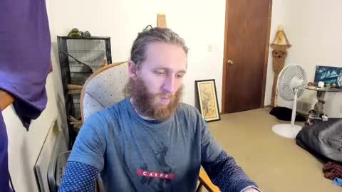 Snapshot of kaiku77 chatting on 02.28.25 Kaiku77 online show from 02.28.25