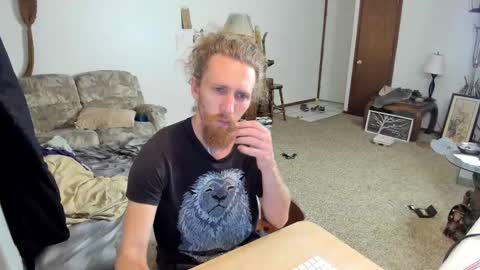 Snapshot of kaiku77 chatting on 09.22.25 Kaiku77 online show from 09.22.25