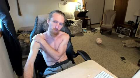 Snapshot of kaiku77 chatting on 09.24.25 Kaiku77 online show from 09.24.25