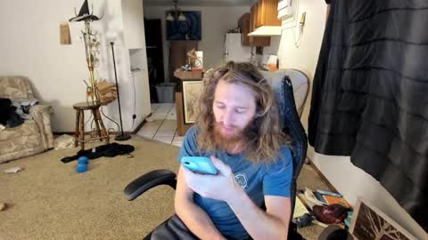 Snapshot of kaiku77 chatting on 11.12.25 Kaiku77 online show from 11.12.25