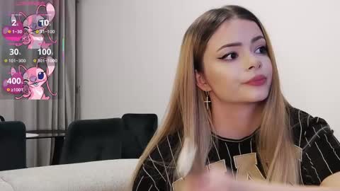 Snapshot of kailyn_moen01 chatting on 03.02.25 Kailyn online show from 03.02.25