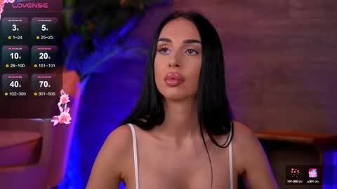 Kaira online show from 10.16.25