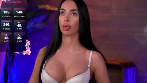 Kaira online show from 10.26.25