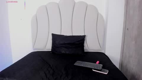 Kaity Lane online show from 03.12.25