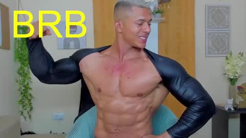 Snapshot of kale_tomson chatting on 03.09.25 kale thomson online show from 03.09.25