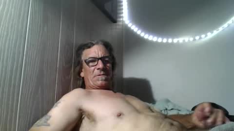 Snapshot of kalifornia91666 chatting on 10.21.25 kalifornia91666 online show from 10.21.25