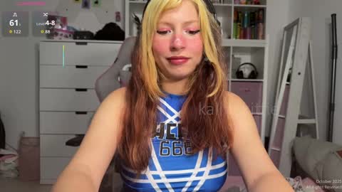 Snapshot of kalina_kittie chatting on 10.08.25 Kalina Kittie online show from 10.08.25