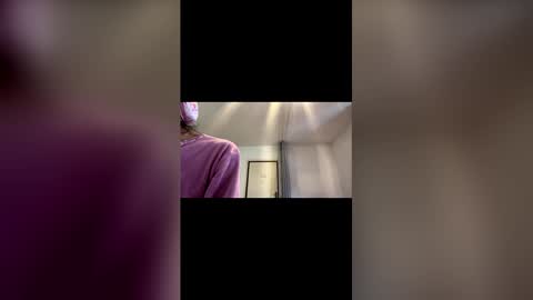 Snapshot of kamkammckenzie chatting on 12.04.25 kamkammckenzie online show from 12.04.25