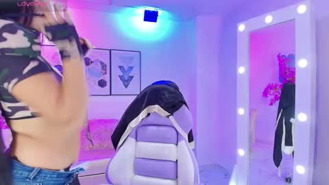 Kaori online show from 10.10.25