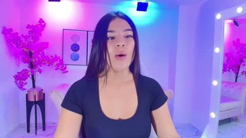 Kaori online show from 10.18.25