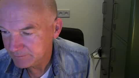 Robbie online show from 09.11.25