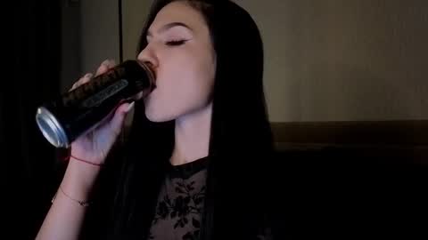 kara_life online show from 10.06.25