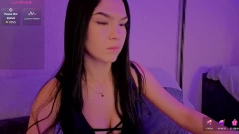 kara_life online show from 11.18.25