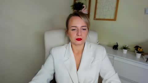 Karenenergy online show from 12.03.25