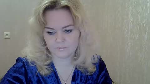 karennelsonx online show from 02.14.25