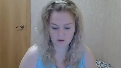 karennelsonx online show from 11.14.25