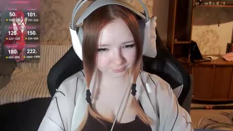 Snapshot of karicynthia chatting on 10.08.25 Lisa Backler online show from 10.08.25