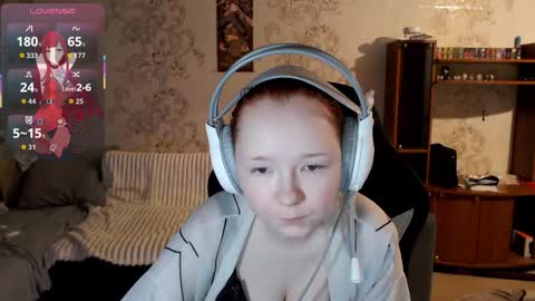 Snapshot of karicynthia chatting on 10.18.25 Lisa Backler online show from 10.18.25