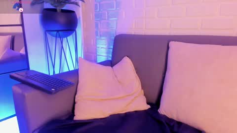 Snapshot of karina_gomez_18 chatting on 01.31.25 Kari online show from 01.31.25