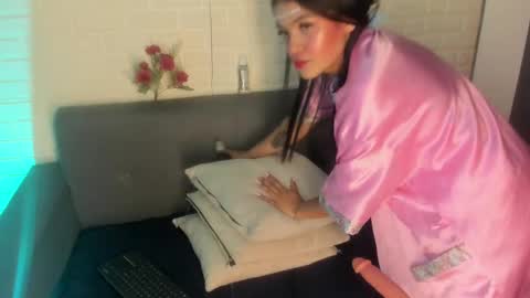 Snapshot of karina_gomez_18 chatting on 09.15.25 Kari online show from 09.15.25