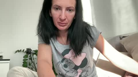 Snapshot of karinablair chatting on 01.18.25 Karina online show from 01.18.25