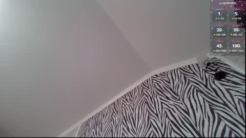 Onlyfans cute valerri       Real Nme Valerri online show from 02.01.25