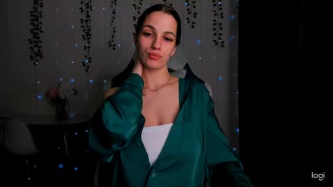 Snapshot of karla_lim chatting on 02.15.25 karla_lim online show from 02.15.25