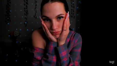 Snapshot of karla_lim chatting on 02.15.25 karla_lim online show from 02.15.25