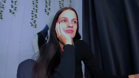 Snapshot of karla_lim chatting on 10.25.25 karla_lim online show from 10.25.25