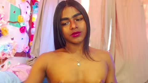 Snapshot of karly_coffe chatting on 12.31.24 KARLY. online show from 12.31.24