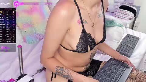 Snapshot of karol2023 chatting on 01.02.25 Karol online show from 01.02.25