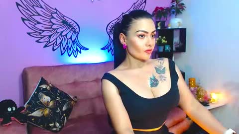 Karol Kenedy online show from 01.21.25