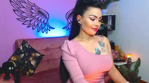 Karol Kenedy online show from 03.07.25