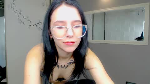 Snapshot of karolinablack chatting on 02.07.25 Karolina online show from 02.07.25