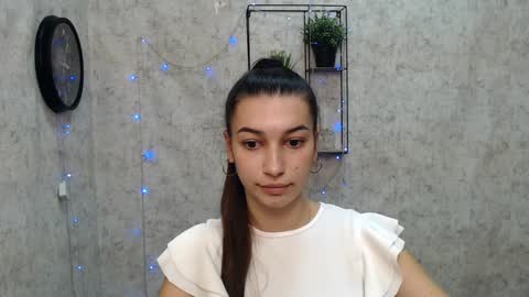 Karolina online show from 01.03.25