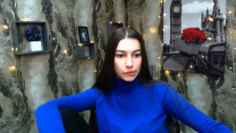 Karolina online show from 01.06.25